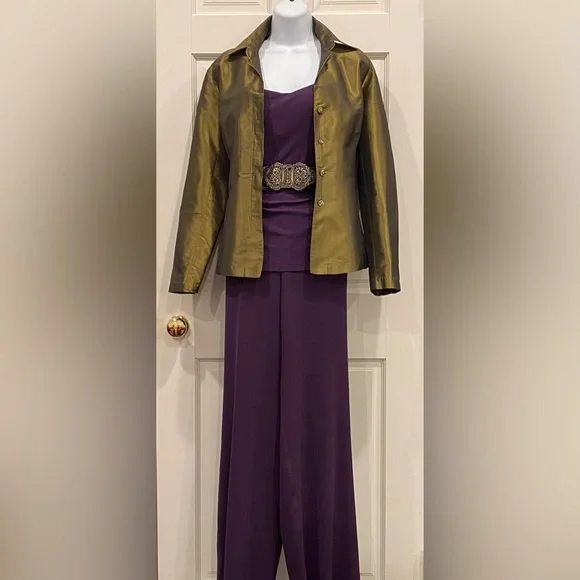 Daslu blue velvet with gold magnificent belt display picture 3